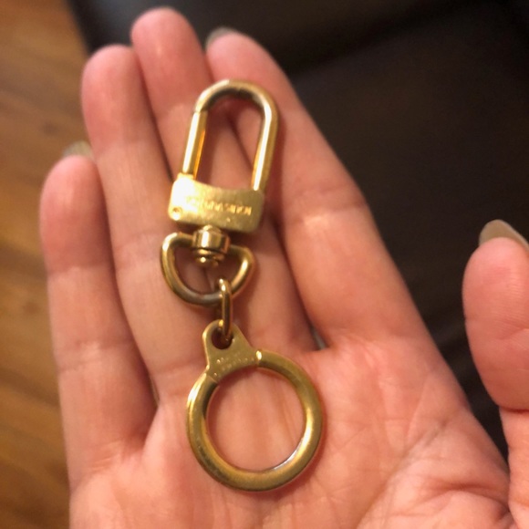 LV Keychain - Picture 3 of 4